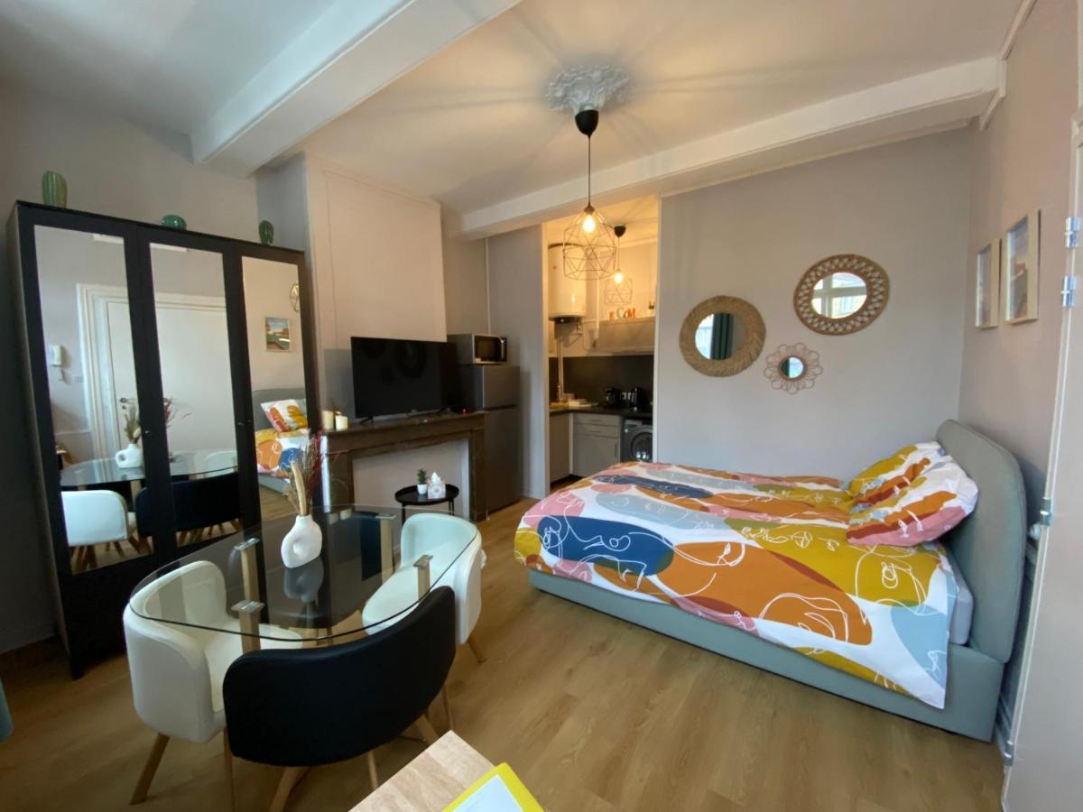 Studio En Plein Coeur De Ville Сент-Омер Экстерьер фото